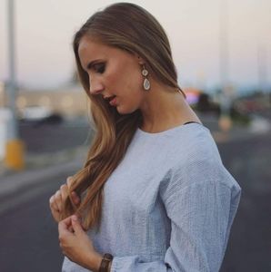 Meet your Posher, Kayla